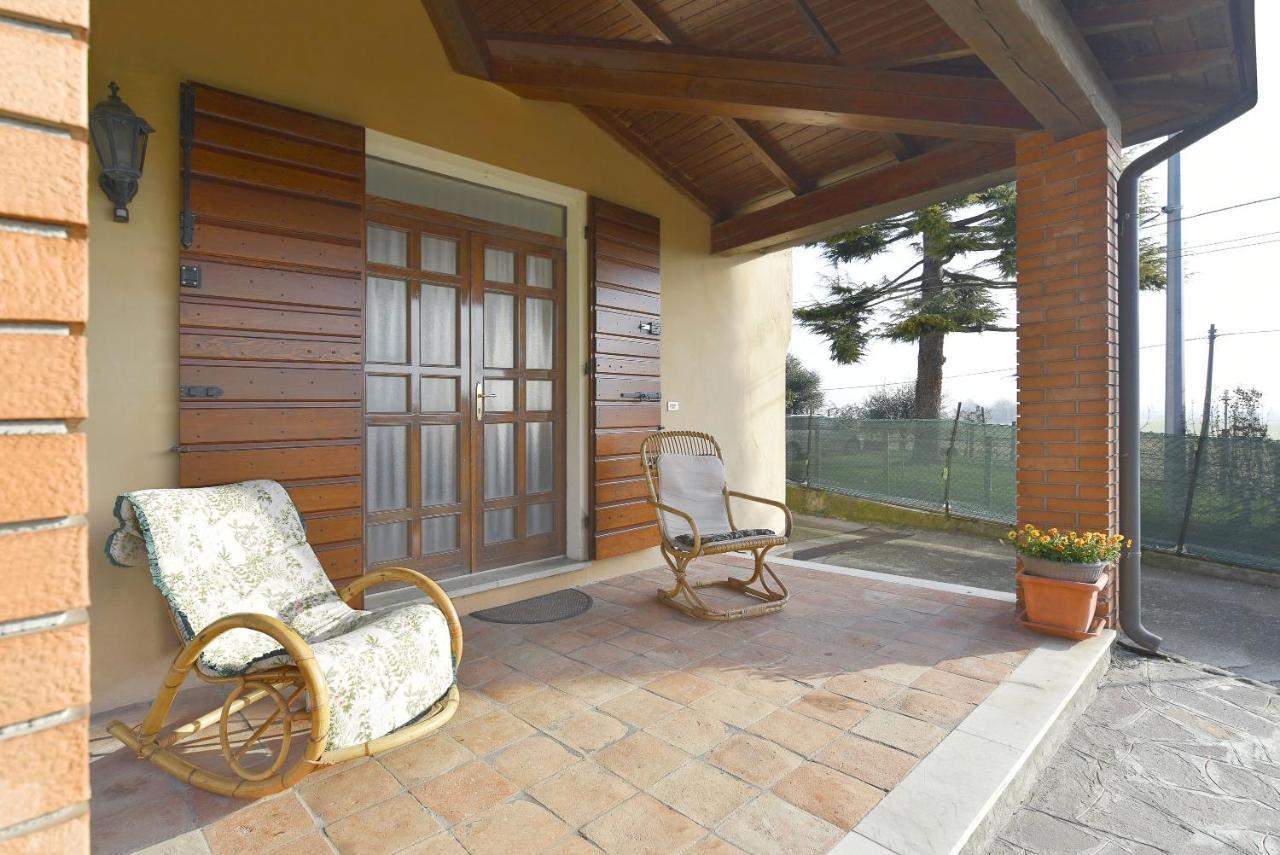Villa Casa Nonna Rina à Monzambano Extérieur photo