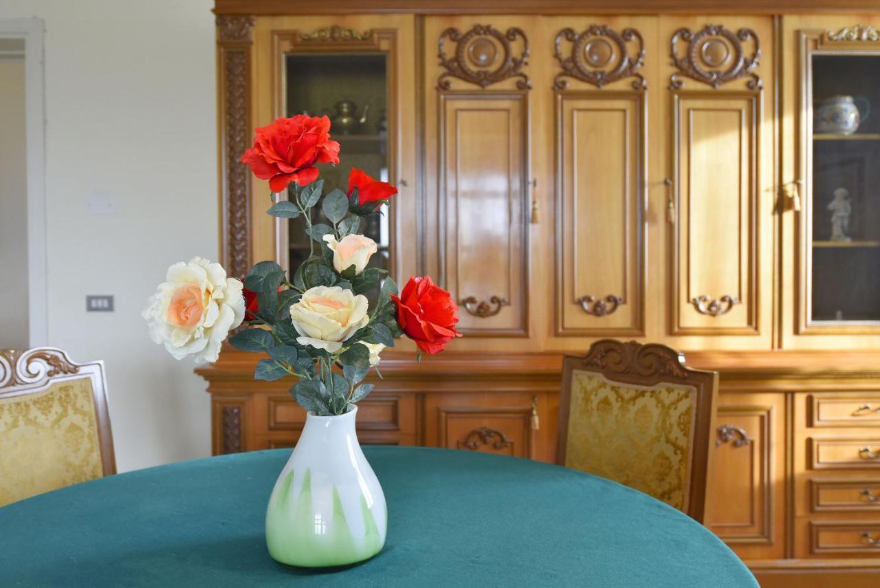 Villa Casa Nonna Rina à Monzambano Extérieur photo