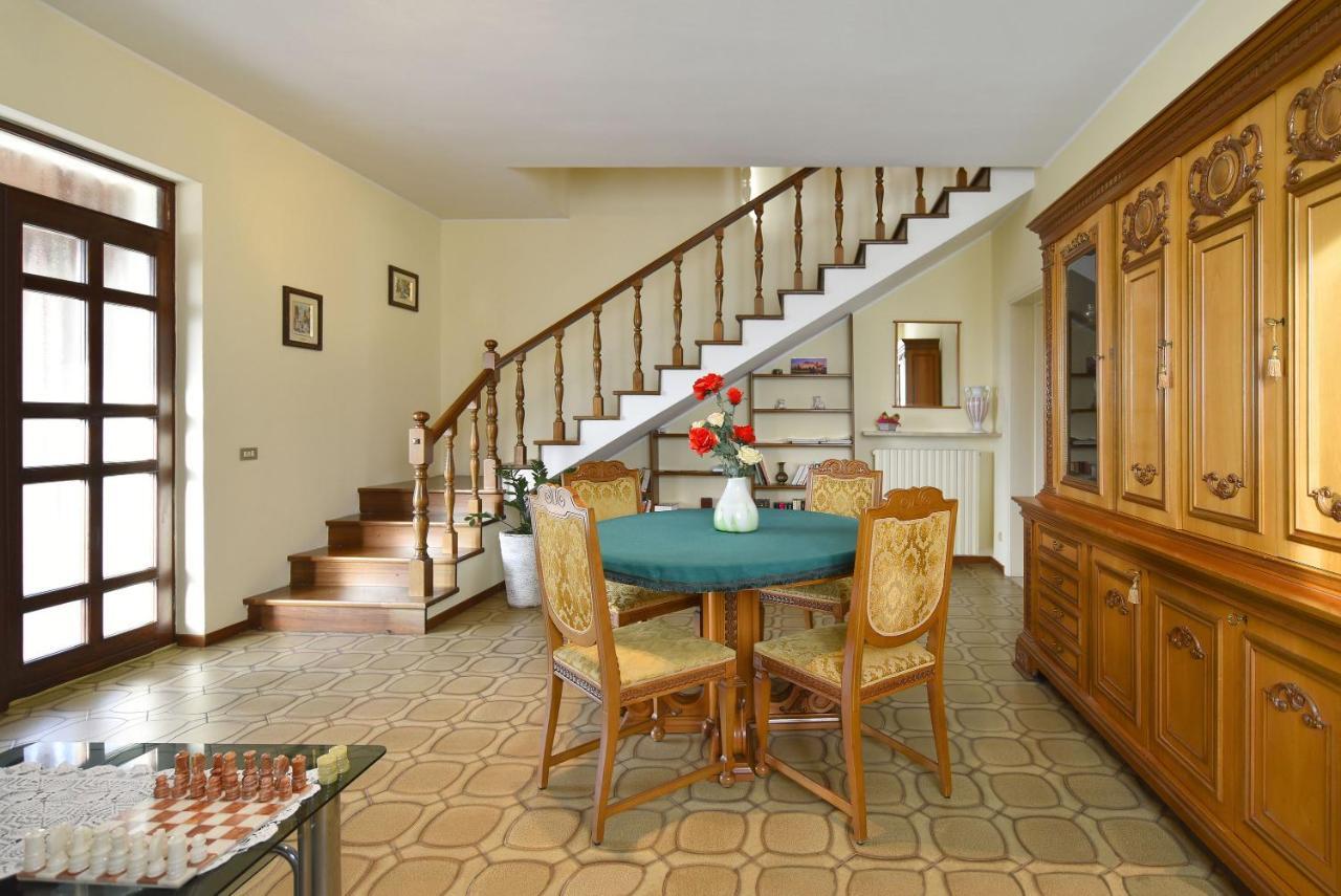 Villa Casa Nonna Rina à Monzambano Extérieur photo