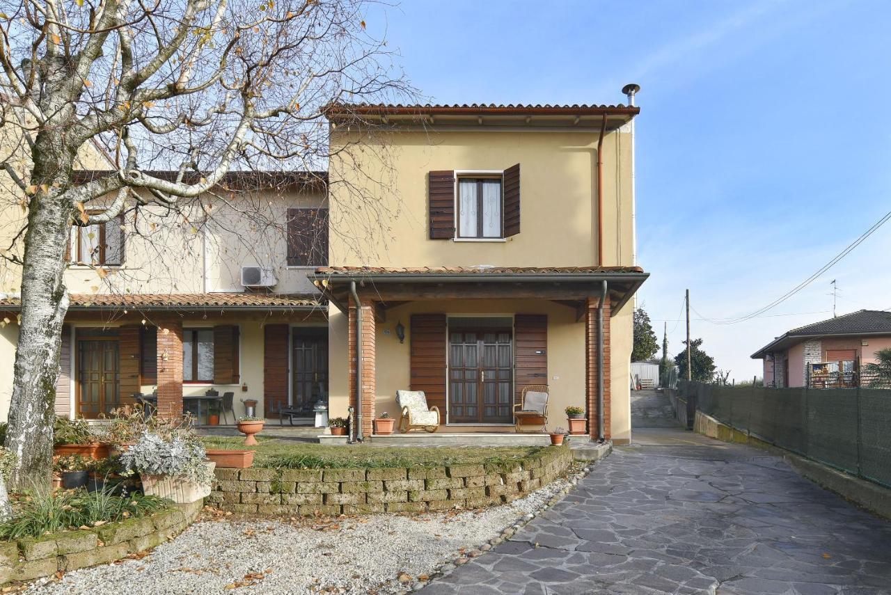 Villa Casa Nonna Rina à Monzambano Extérieur photo