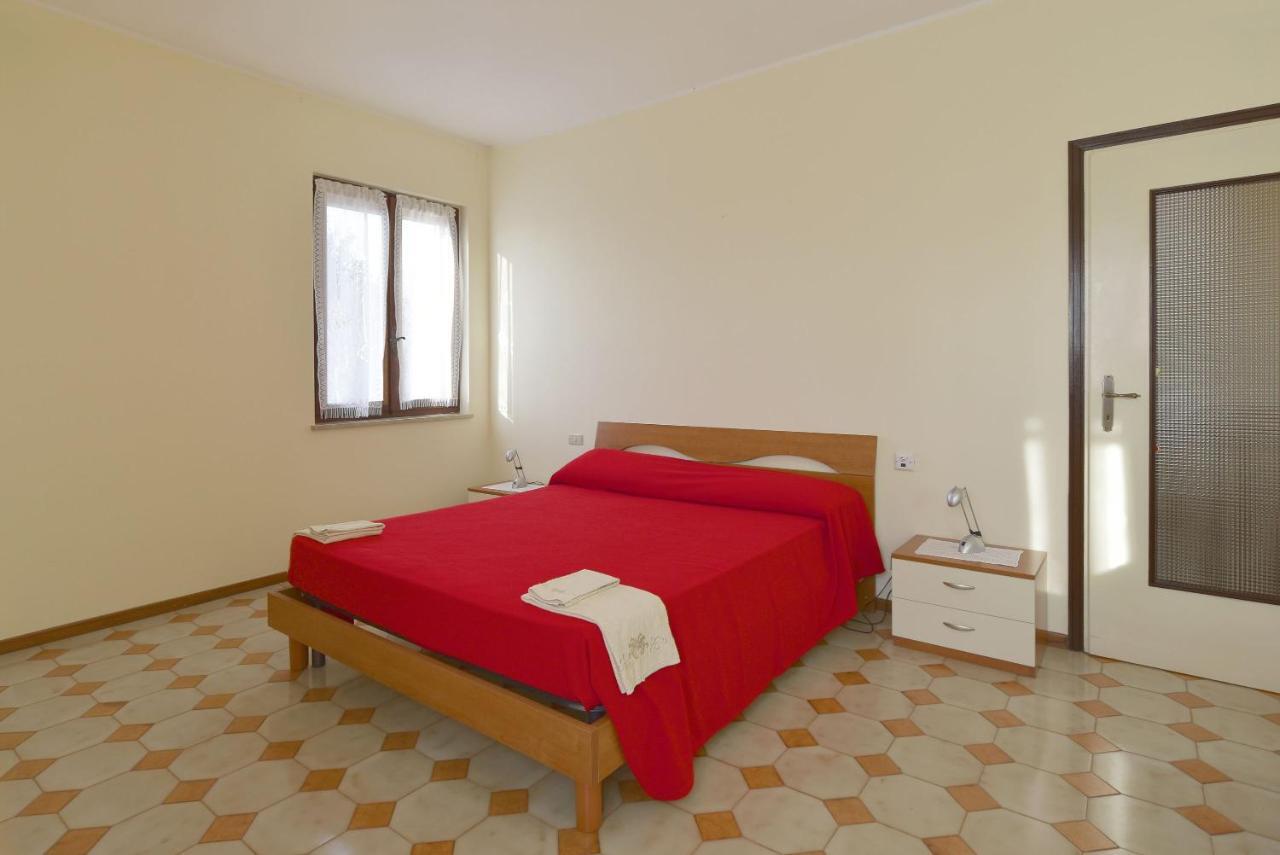 Villa Casa Nonna Rina à Monzambano Extérieur photo